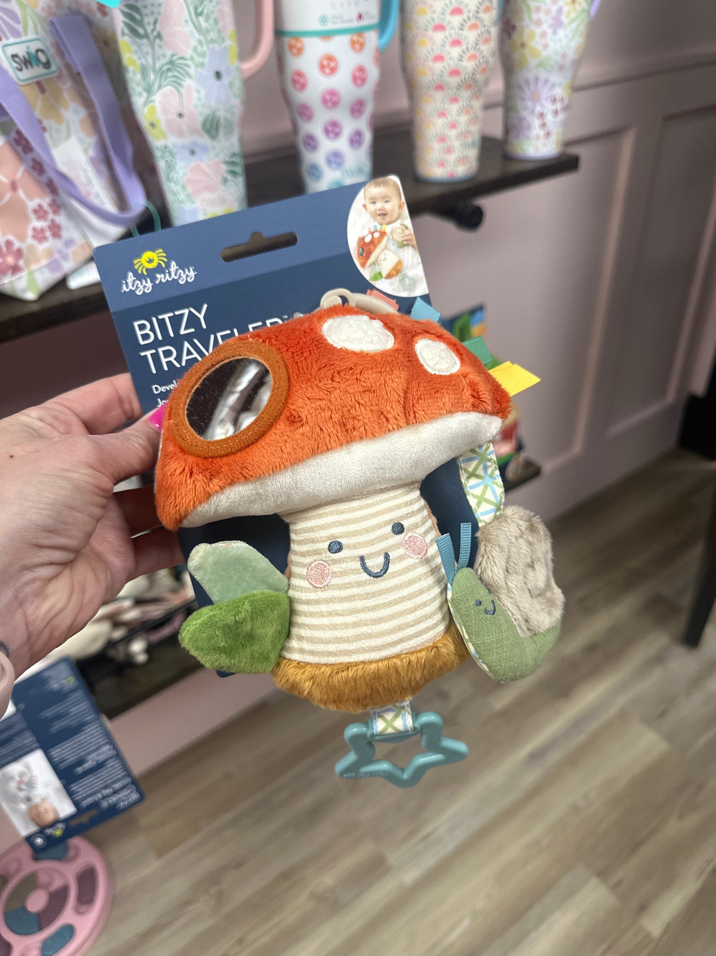 Itzy Ritzy Bitzy Traveler- Mushroom