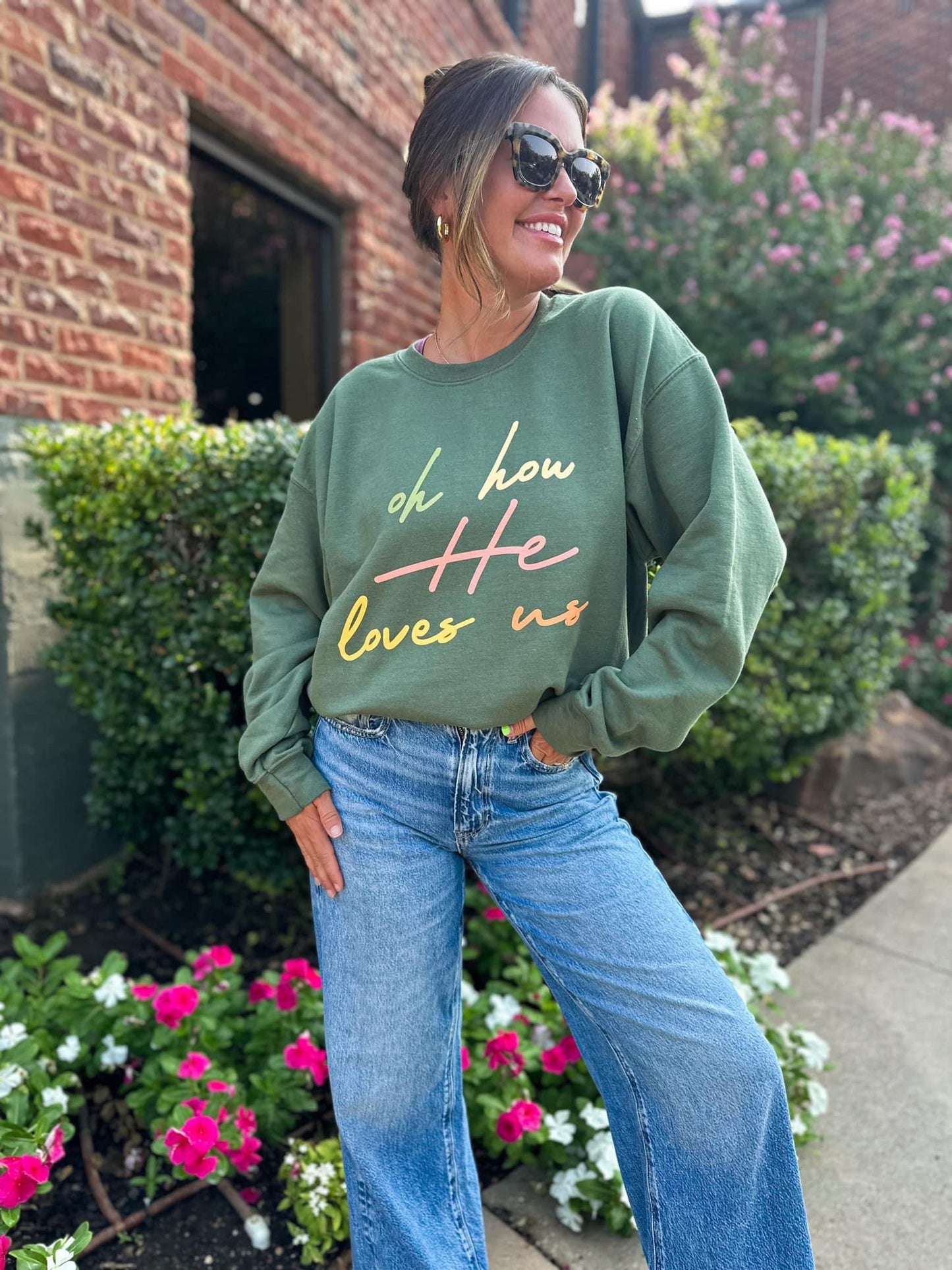 Oh How He Loves Us Sweatshirt