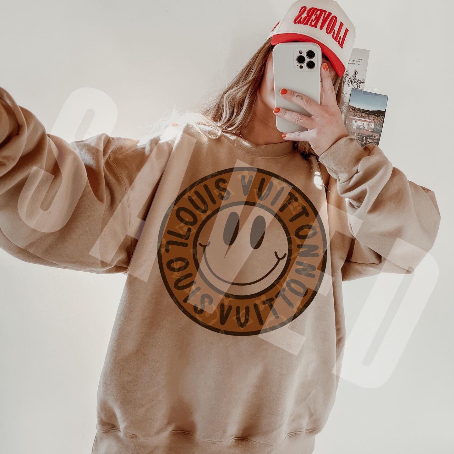 PRE-ORDER Bougie Loui Round Graphic Sweatshirt