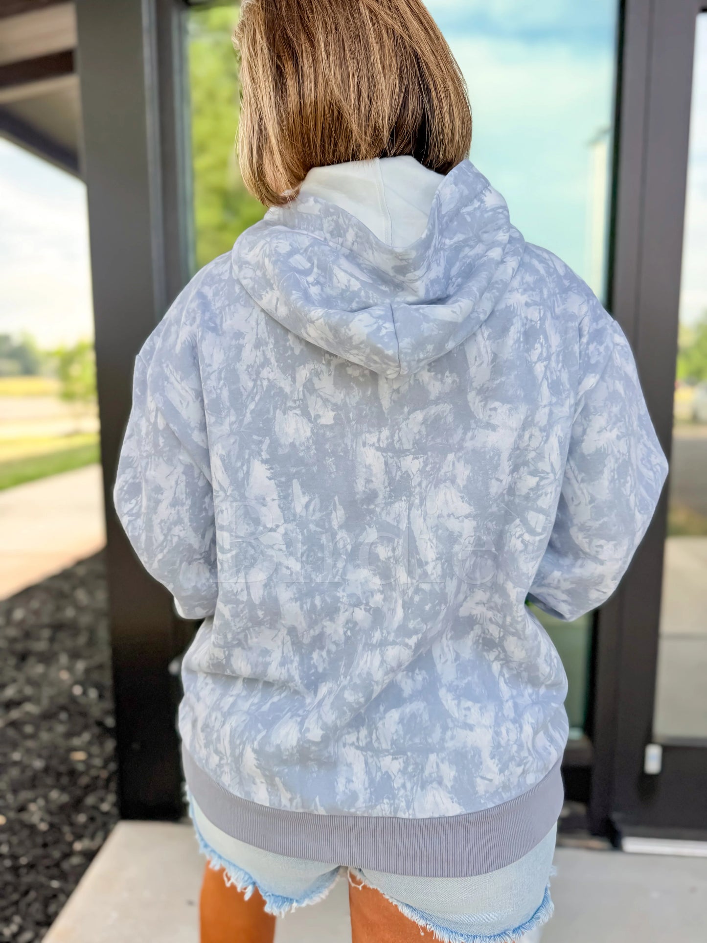 BIRDIE Hoodie in Silver Skies