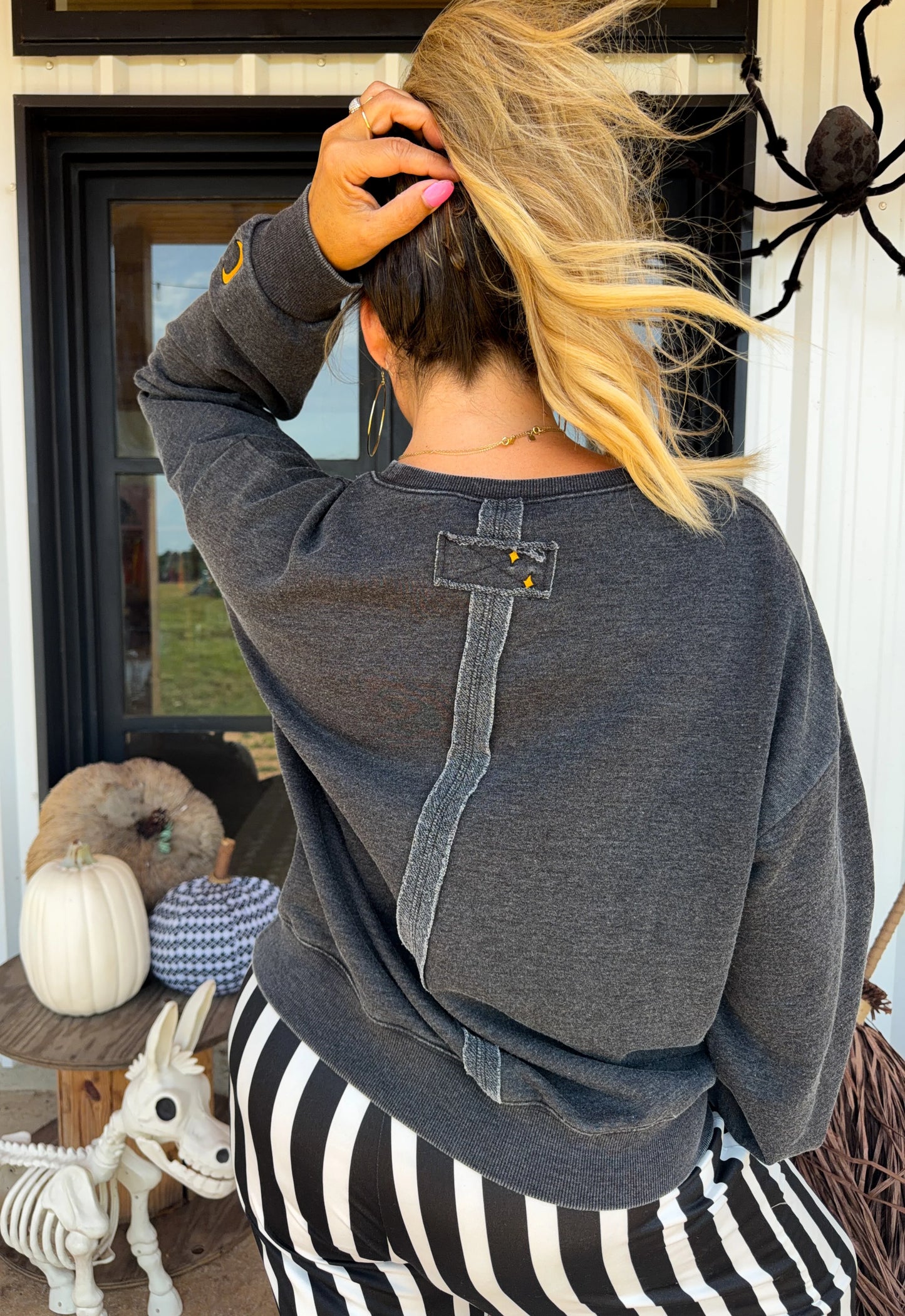 PREORDER - Ghost In Bloom Pullover