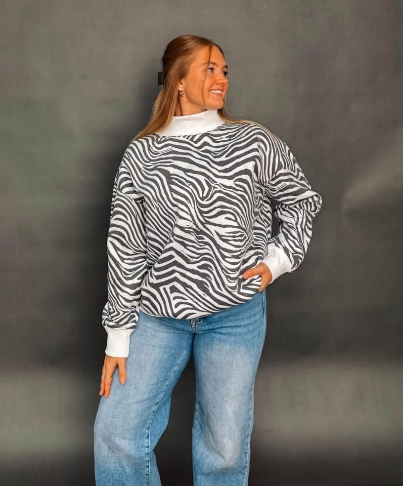 Zebra Mockneck