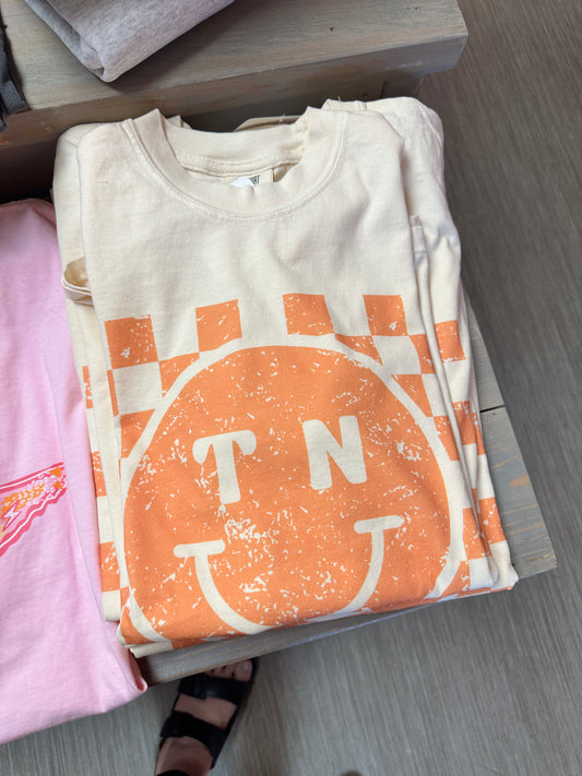 TN Smiley Comfort Colors Graphic Tee