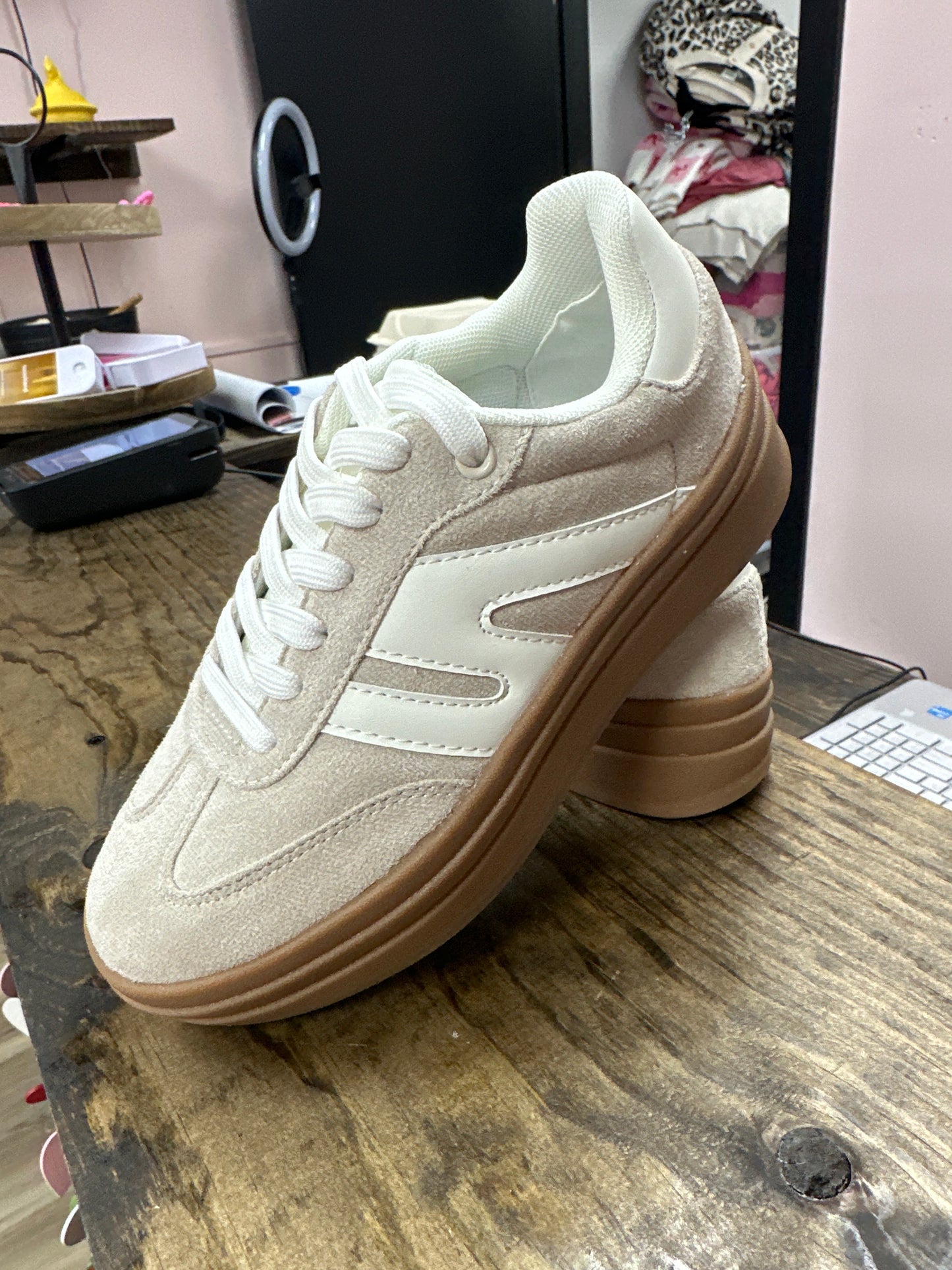 Color Block Platform Sneakers - Beige/White