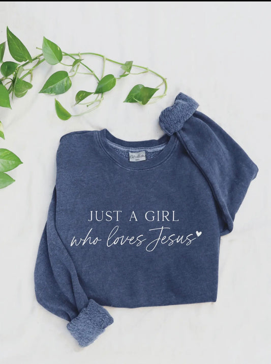 Just a Girl Who Loves Jesus Graphic Sweatshirt