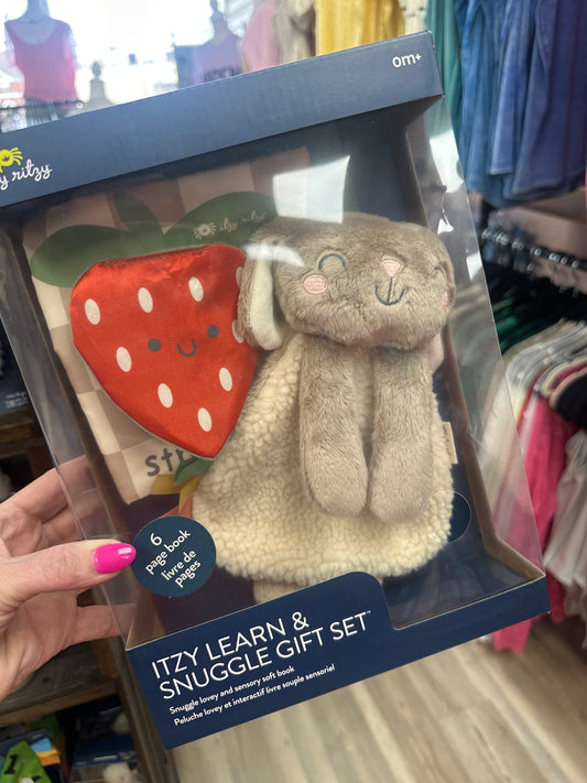 Itzy Ritzy Learn & Snuggle Gift Set