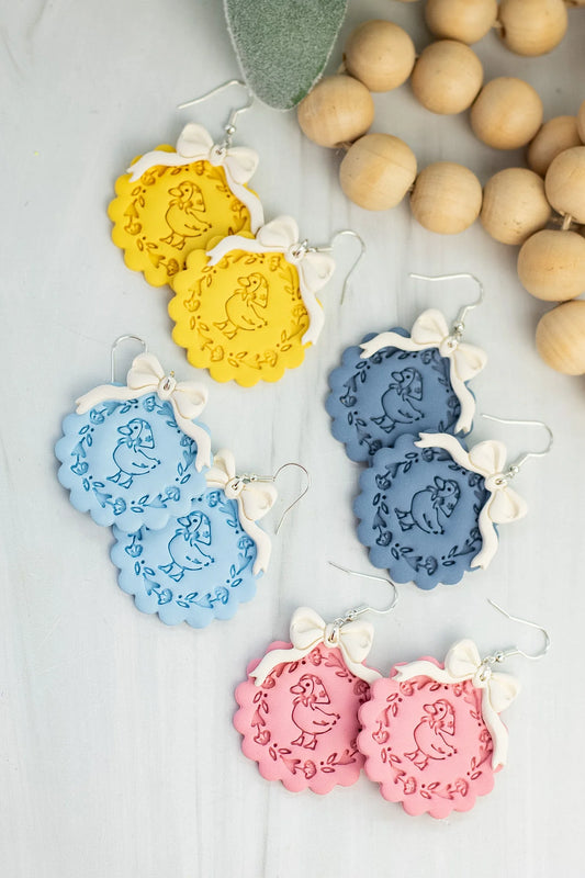 Granny Chic Bow Dangles