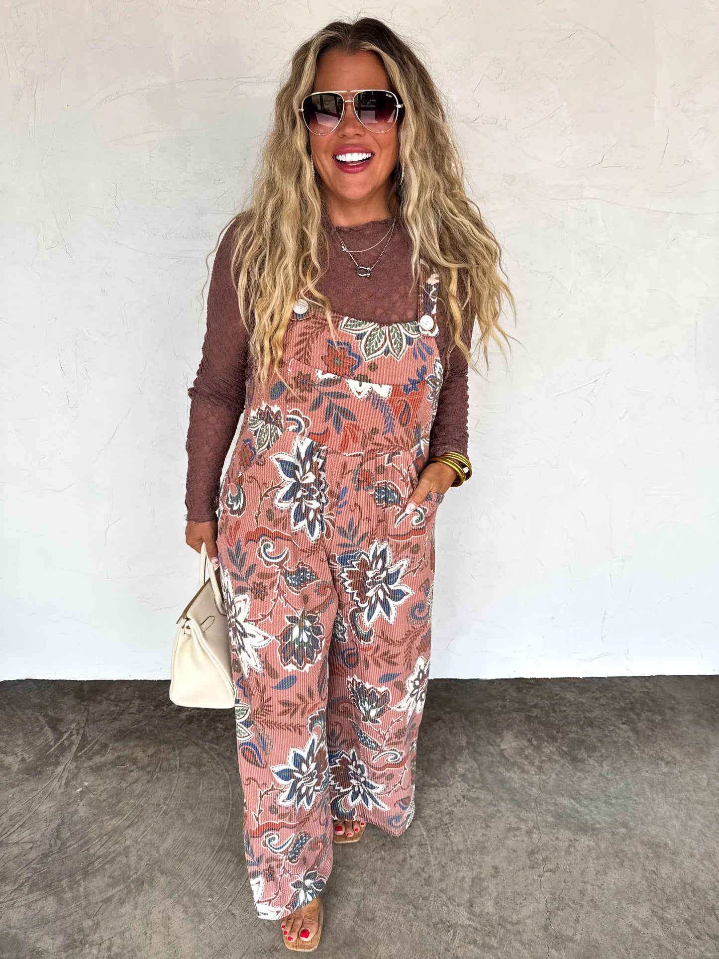 Jolie Lace Thumbhole Top