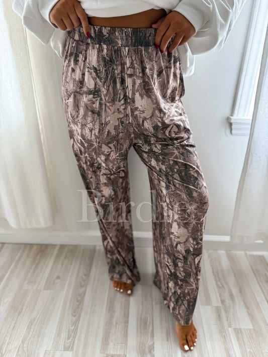 Birdie Dark Camo Stretchy Lounge Pants